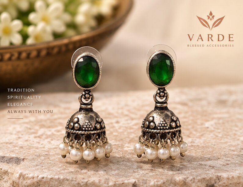 Pratishtha Jhumka